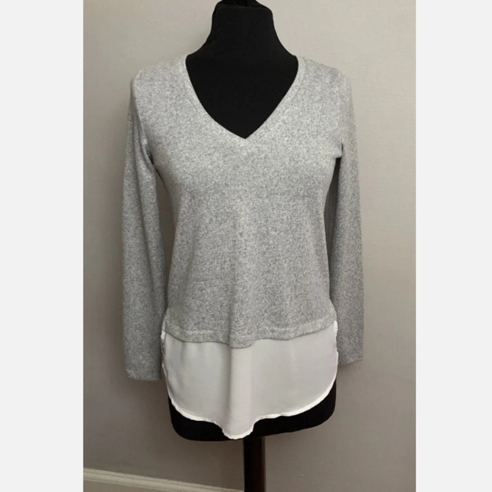 10-6 Dynamite sweater tunic layered look stretchy gray Small NWT mixed media